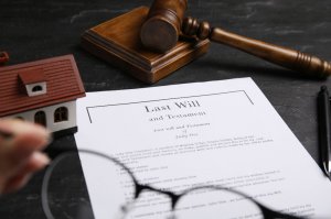 excluding your spouse from your will