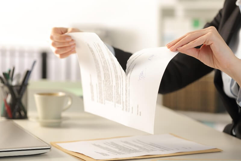 Can you break a commercial lease?